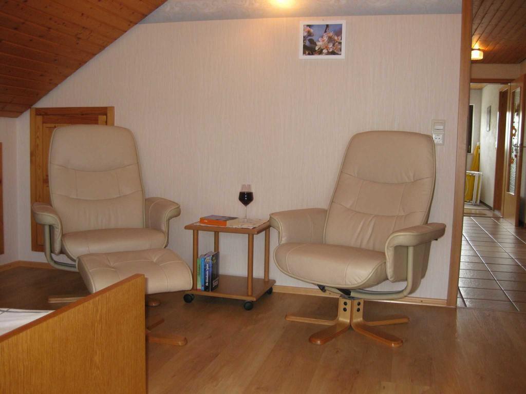 Apartamento Haus Rehblick Bräunlingen Exterior foto